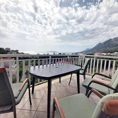 Vila Kristina * Gradac (Split-Dalmatia)